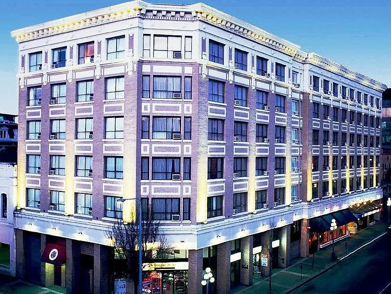BEST WESTERN PLUS Carlton Plaza Hotel Victoria Canadá