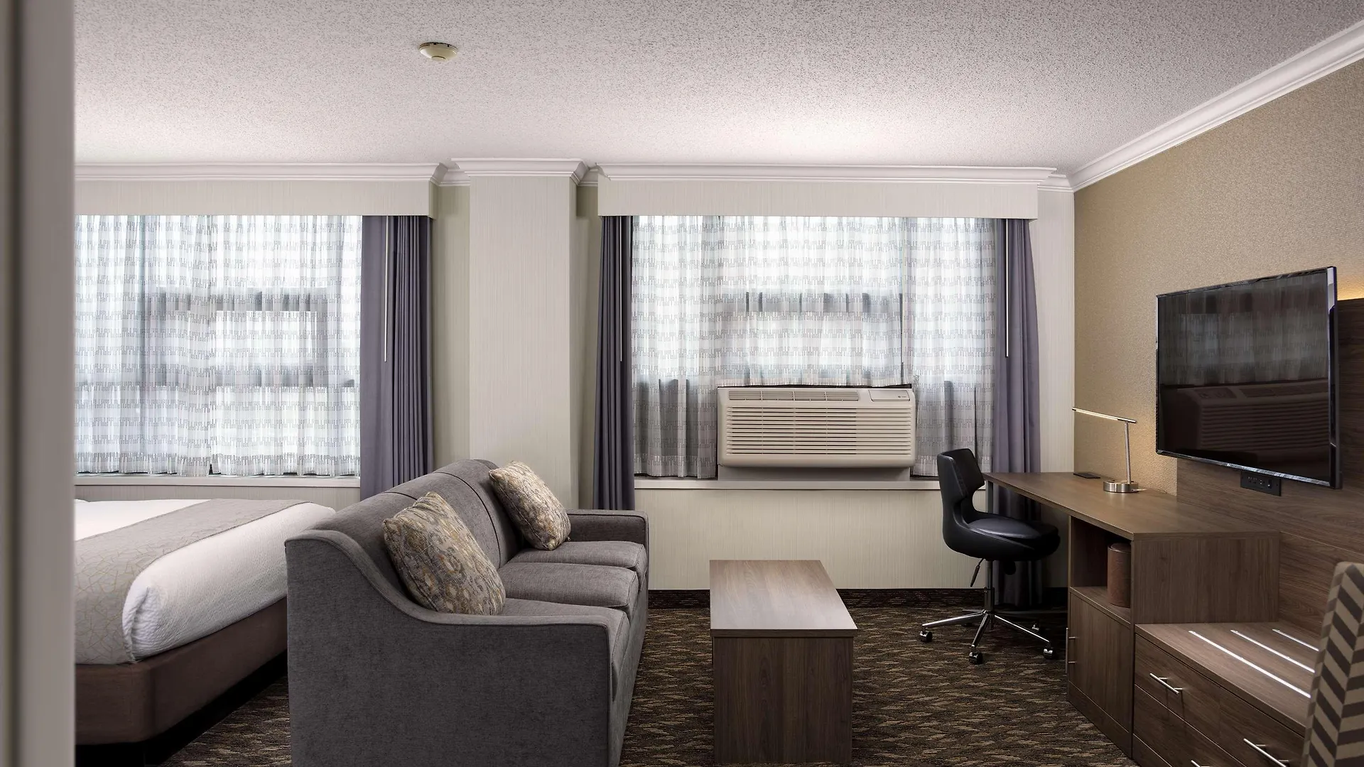 Best Western Plus Carlton Plaza Hotel Victoria