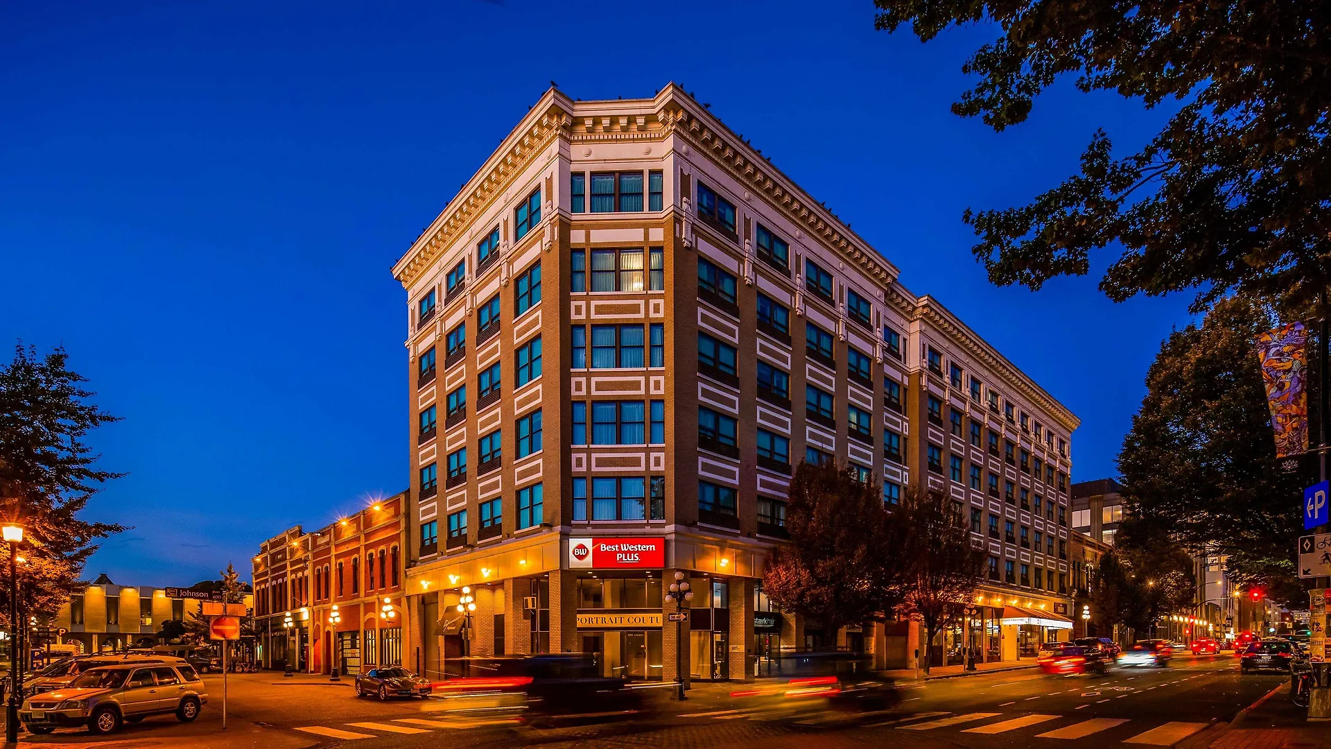 Best Western Plus Carlton Plaza Hotel Victoria
