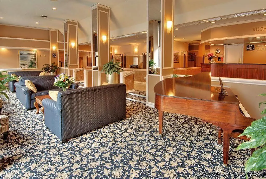 Best Western Plus Carlton Plaza Hotel Victoria