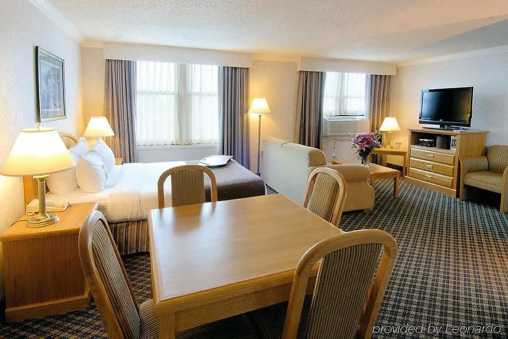 Best Western Plus Carlton Plaza Hotel Victoria