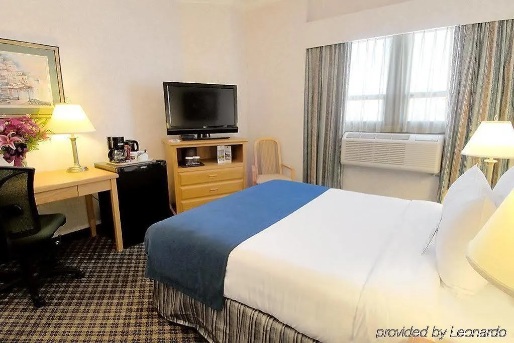 Best Western Plus Carlton Plaza Hotel Victoria