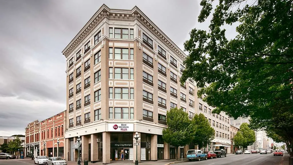 Best Western Plus Carlton Plaza Hotel Victoria 3*,  Canada