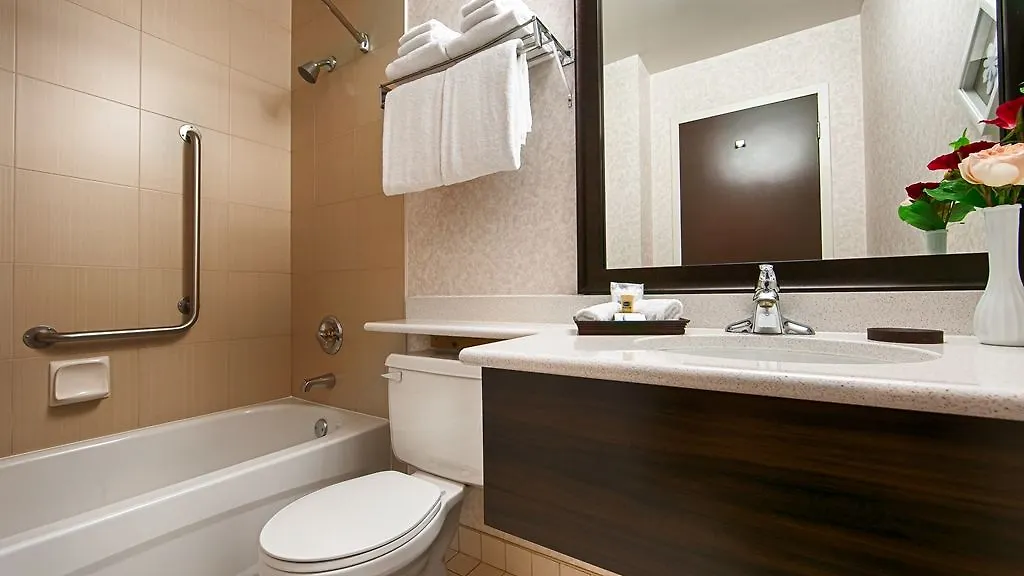 Best Western Plus Carlton Plaza Hotel Victoria Canada