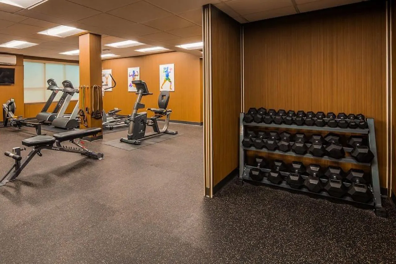 ***  Best Western Plus Carlton Plaza Hotel Victoria Canada